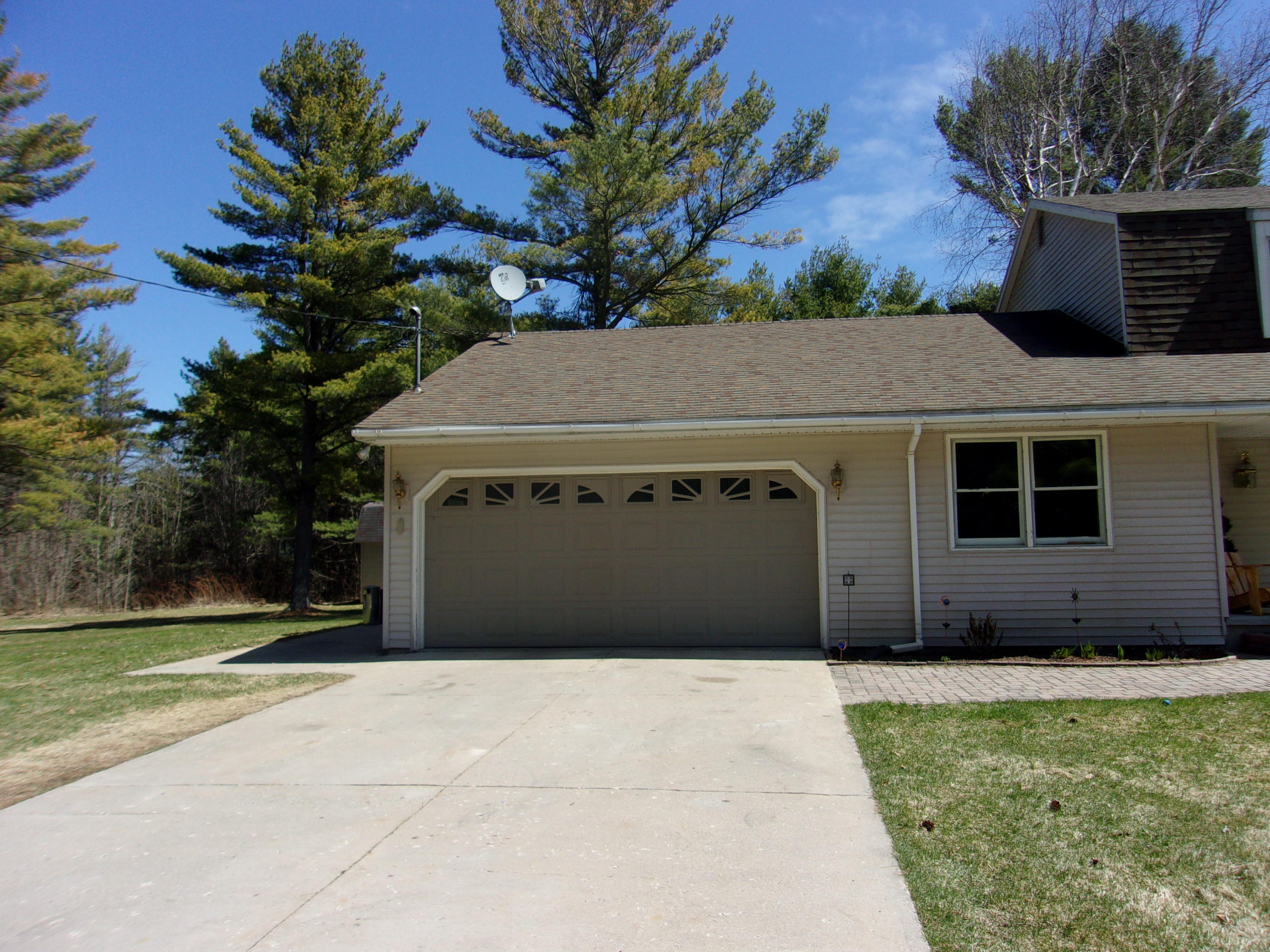 9054 Addison Drive Cheboygan, MI 49721 - Photo 2 of 28 Gallery Image 2