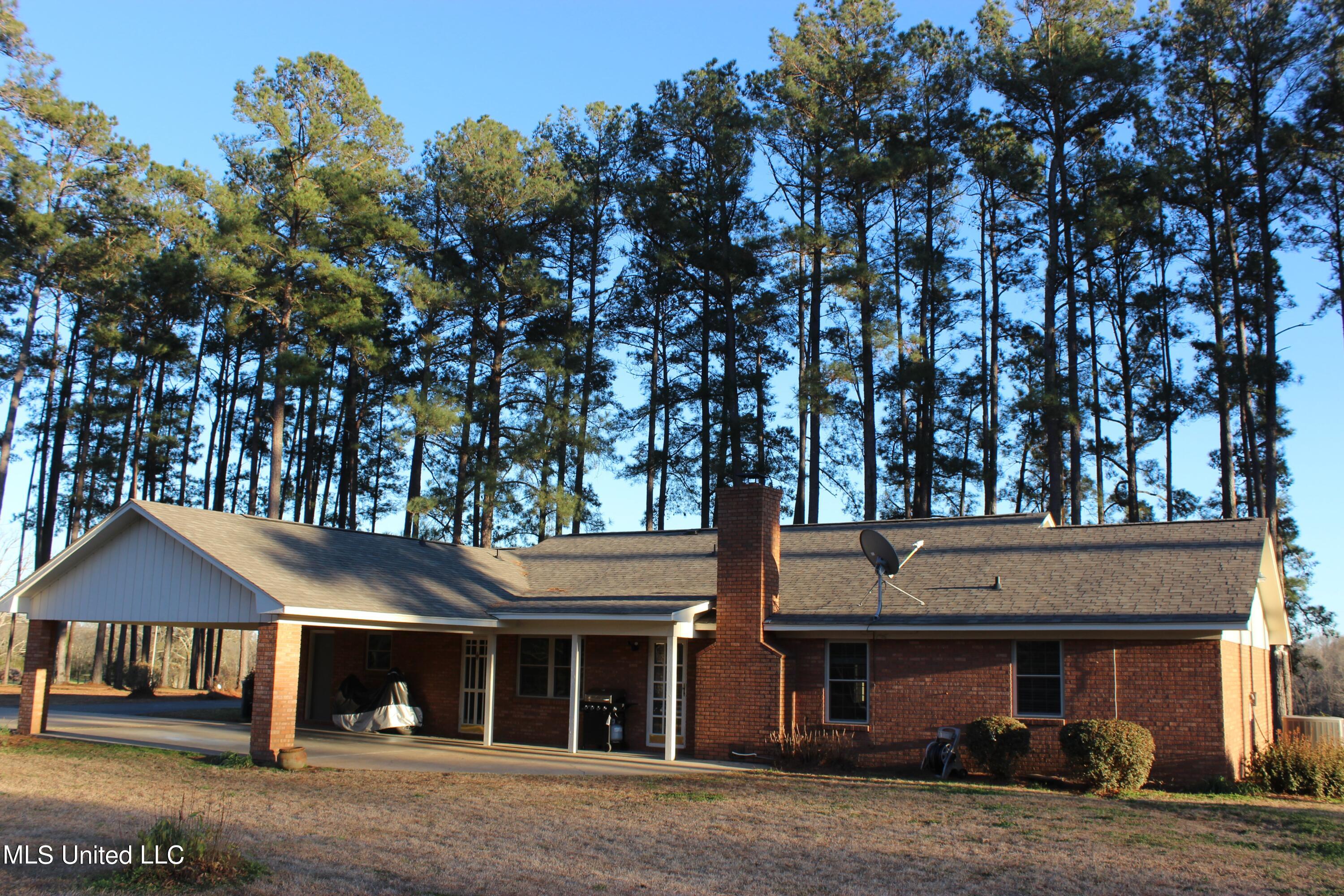 1199 Ernie Martin Road Utica, MS 39175 - Photo 4 of 24 1199 Ernie Martin House Back