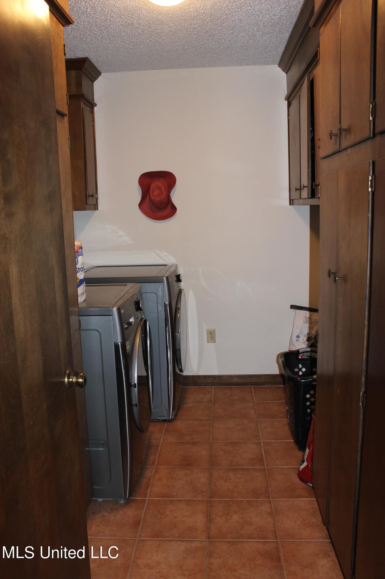 1199 Ernie Martin Road Utica, MS 39175 - Photo 7 of 24 1199 Ernie Martin Laundry