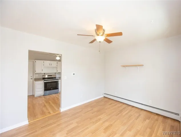 $850 | 1953 Falls Street, Unit 1, Niagara Falls, NY 14303