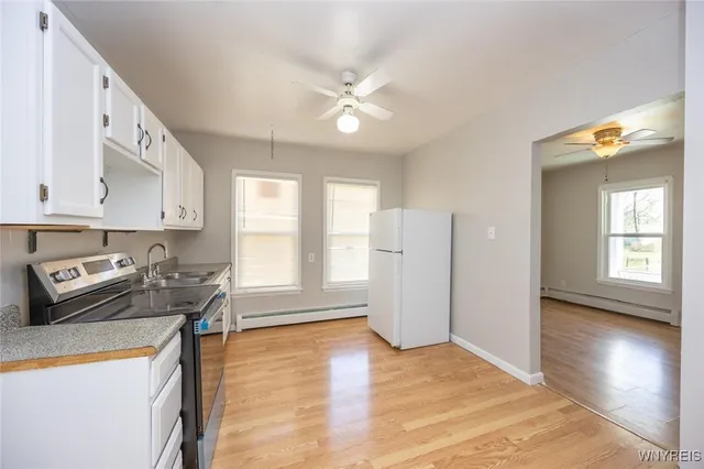 $850 | 1953 Falls Street, Unit 1, Niagara Falls, NY 14303