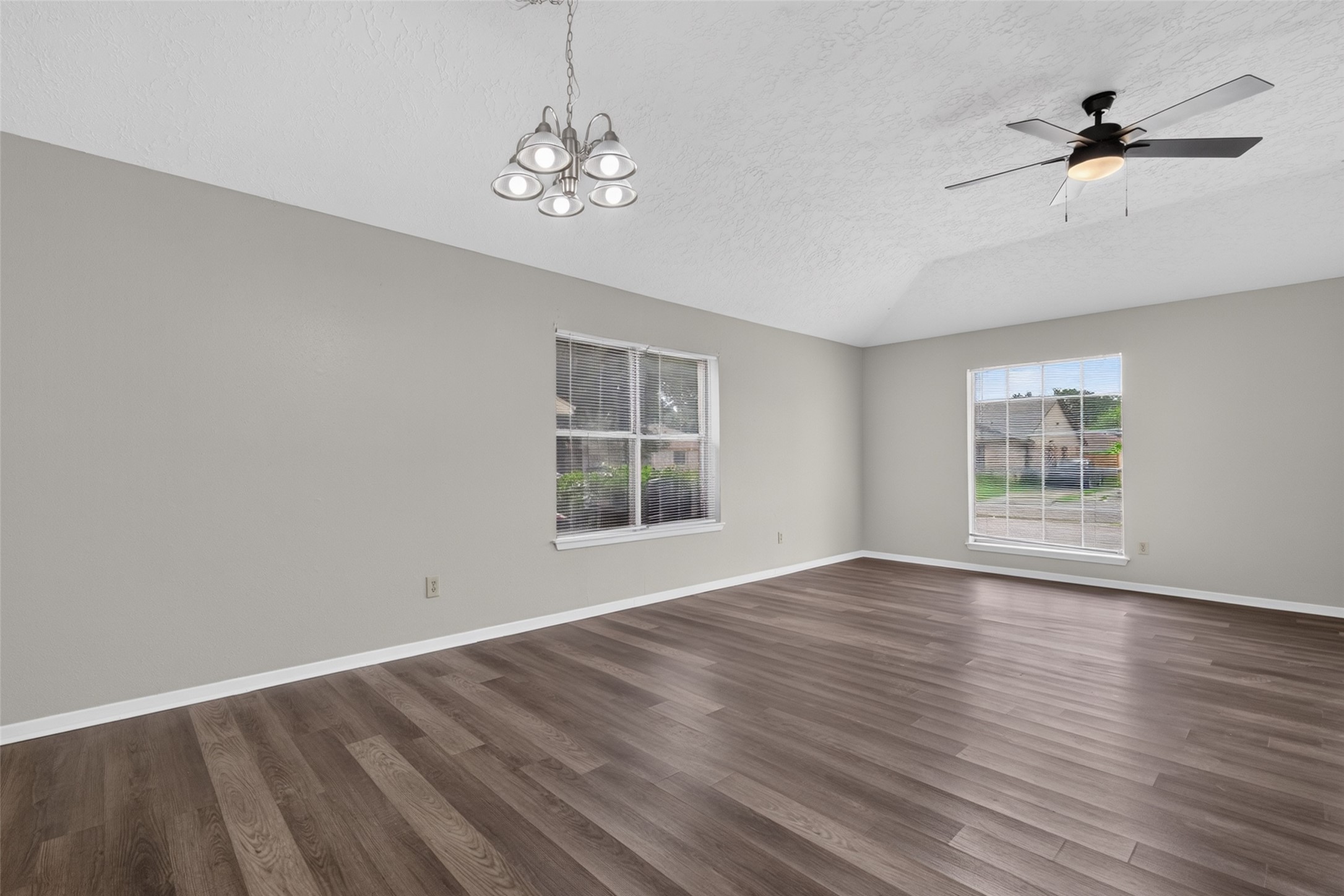 2403 Autumn Springs Lane Spring, TX 77373 - Photo 11 of 34