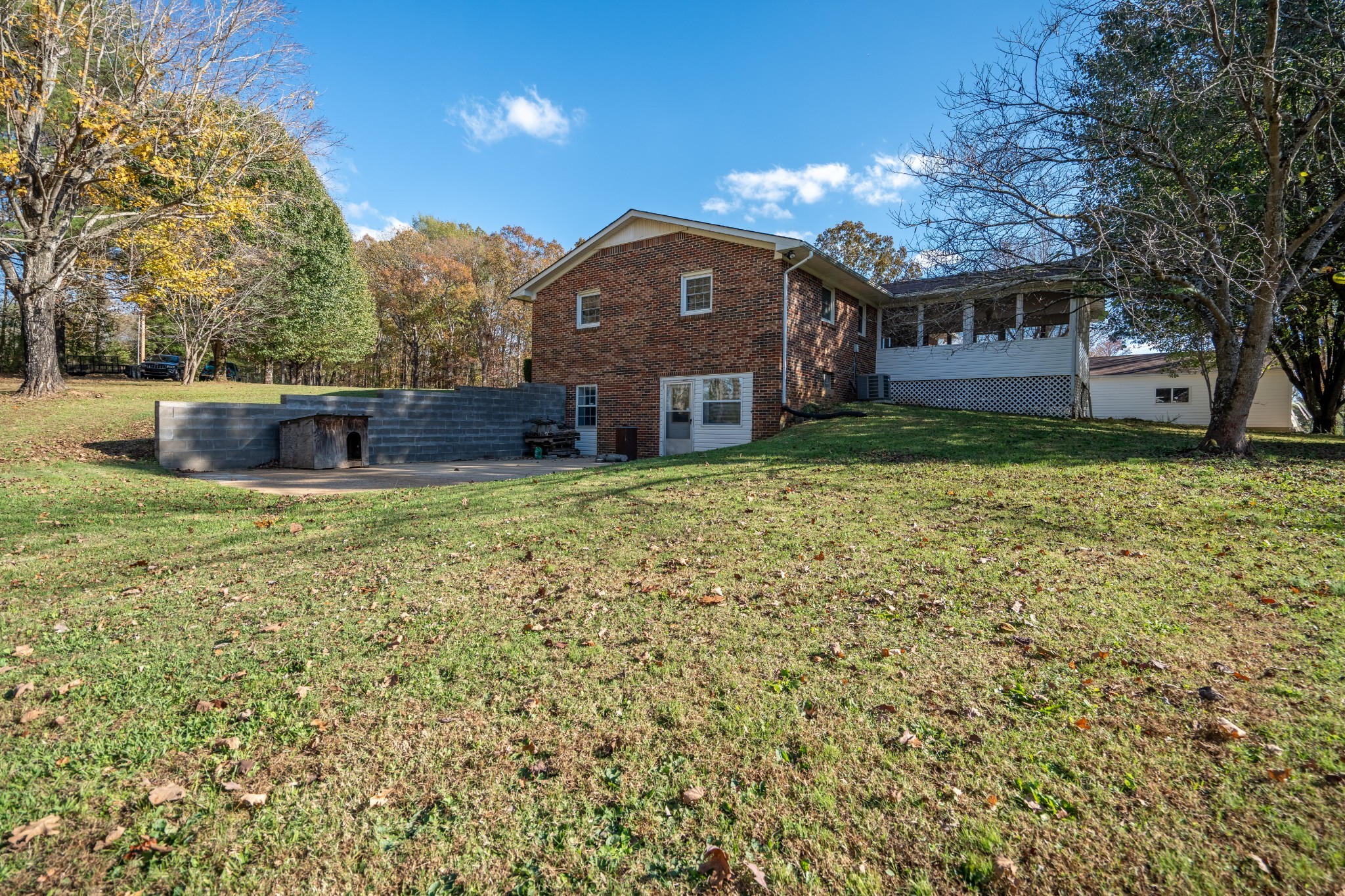 27 Tandy Road Leoma, TN 38468 - Photo 4 of 27 a view of a house with a big yard and large tree