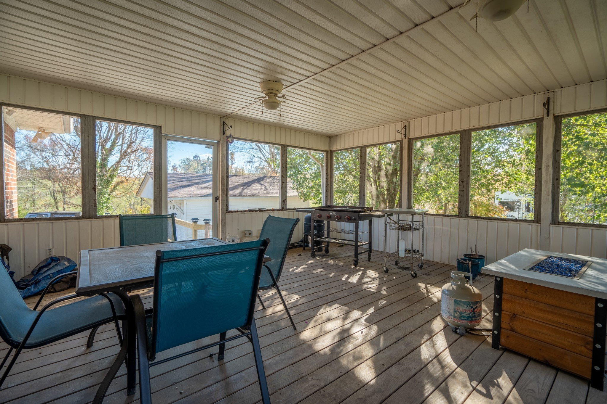 27 Tandy Road Leoma, TN 38468 - Photo 7 of 27 a view of a dining room with furniture large windows and wooden floor