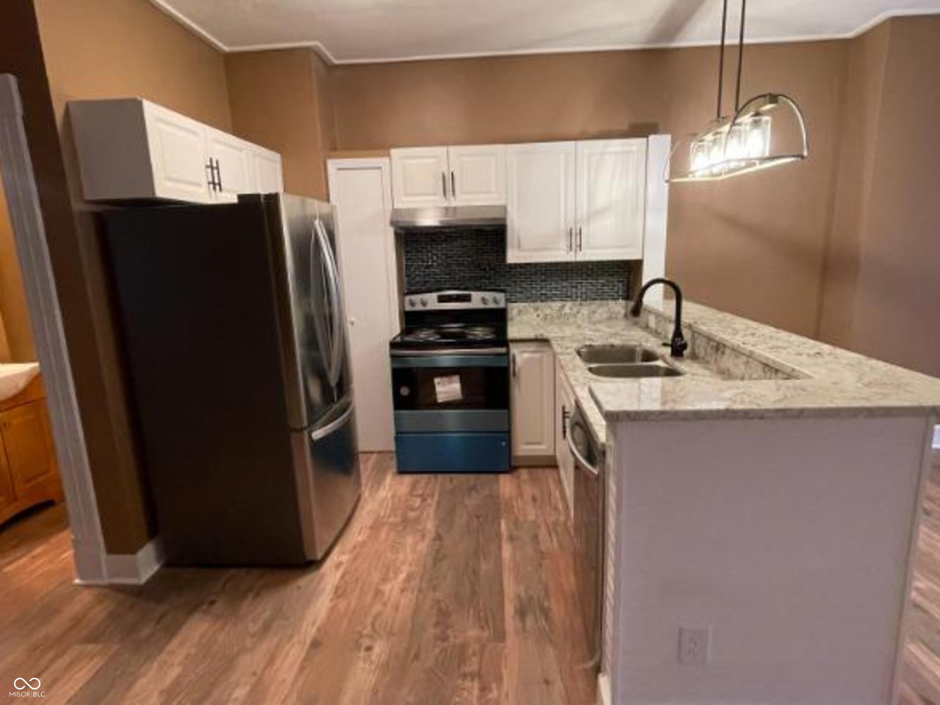 705 Stevens Street Indianapolis, IN 46203 - Photo 6 of 17