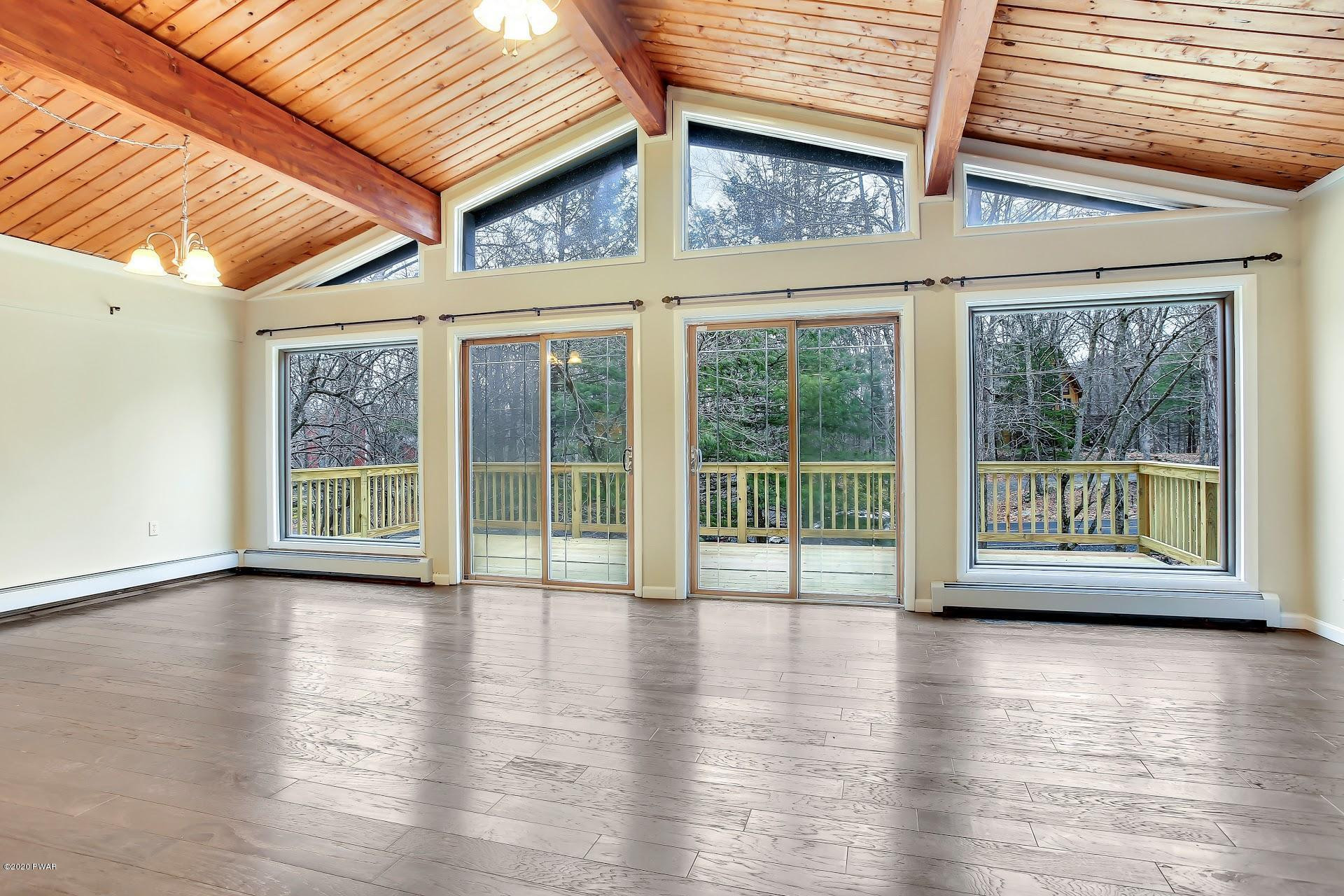 6017 Decker Road Bushkill, PA 18324 - Photo 3 of 25 LIVING ROOM