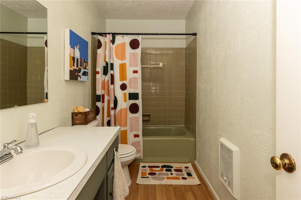 262 Boggs Road Thomasville, NC 27360 - Photo 14 of 34