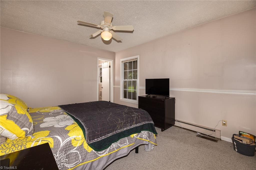 262 Boggs Road Thomasville, NC 27360 - Photo 16 of 34