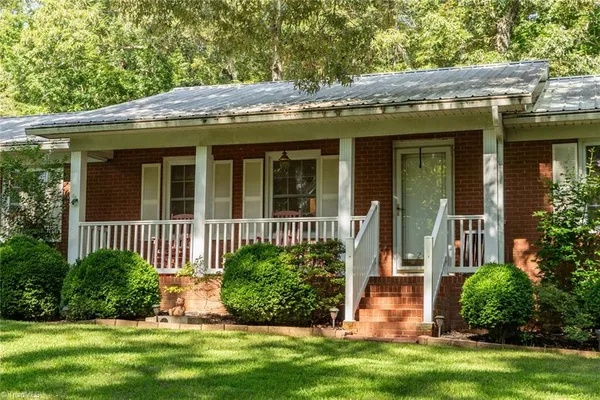 $244,900 | 262 Boggs Road, Thomasville, NC 27360