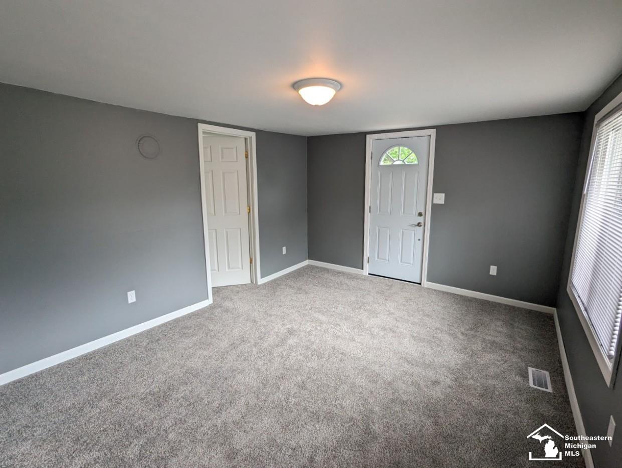 3657 Vivian Road Monroe, MI 48162 - Photo 8 of 24