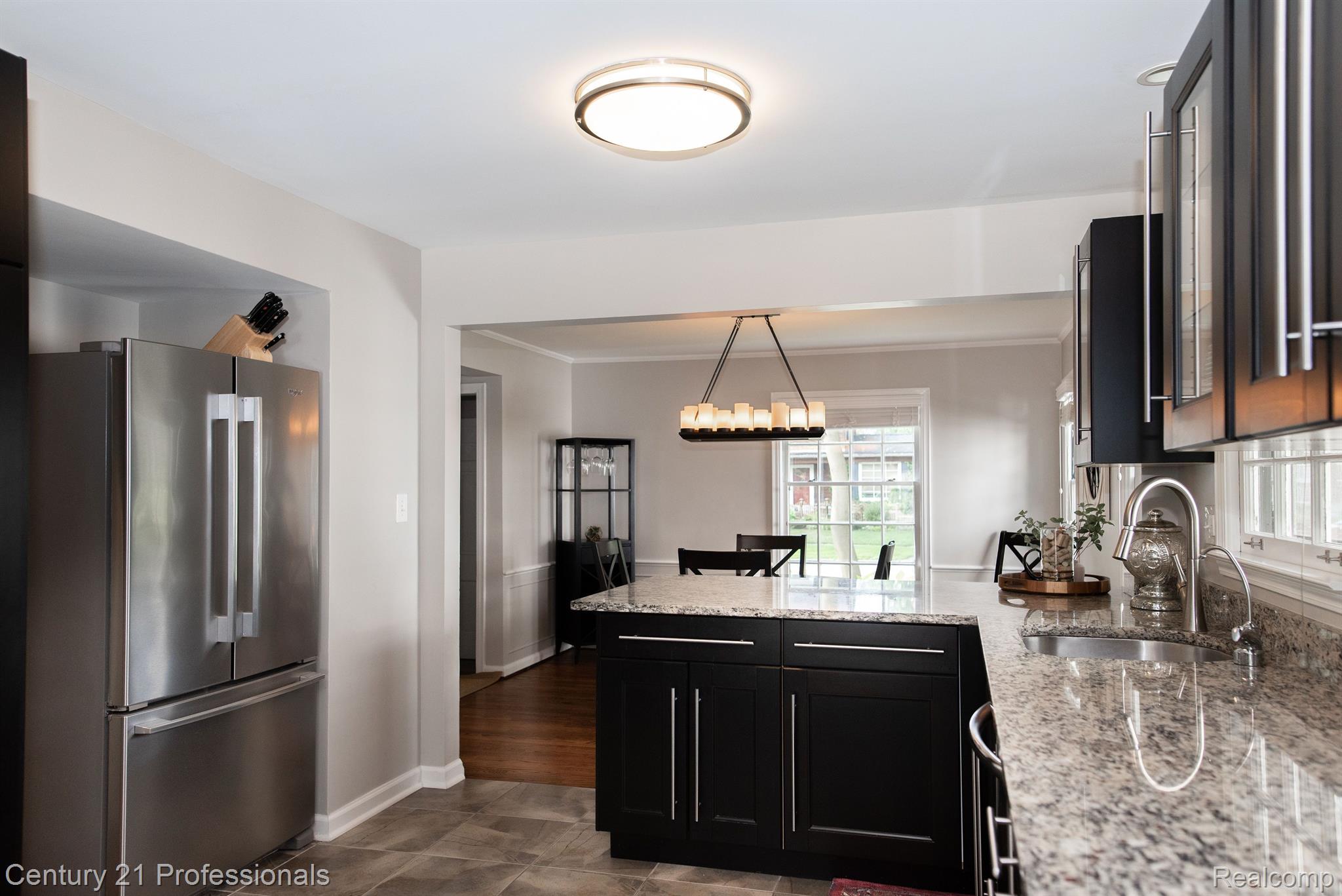 3960 Cumberland Road Berkley, MI 48072 - Photo 20 of 41 Gallery Image 20