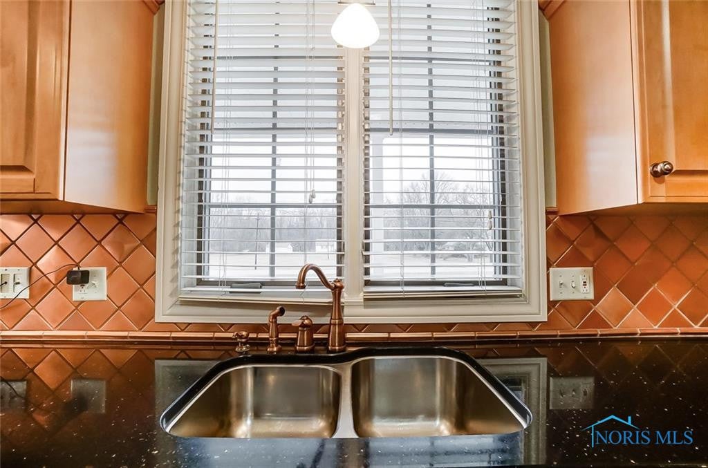 5223 State Line Road Sylvania, OH 43560 - Photo 15 of 47 Gallery Image 15
