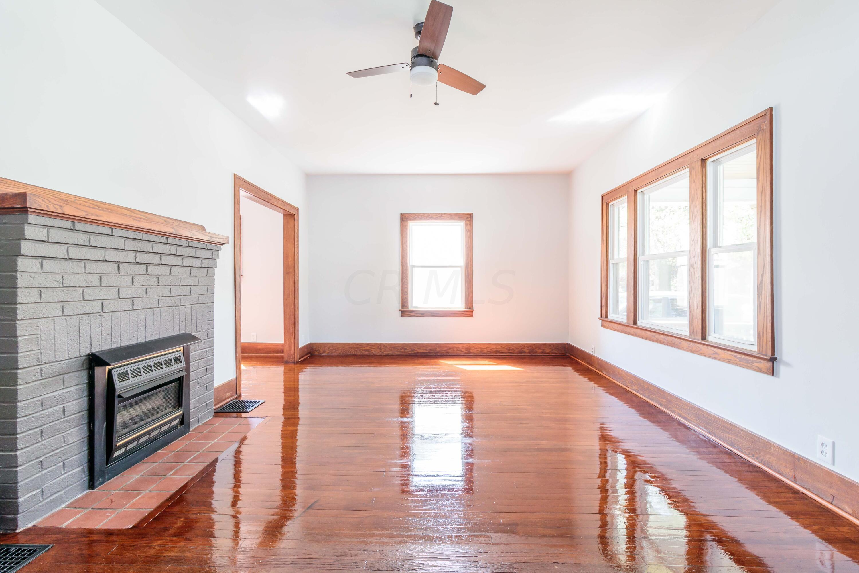 215 Jefferson Road Newark, OH 43055 - Photo 7 of 42 IMG_0037