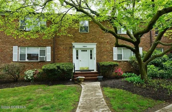 $2,500 | 142 South Street, Unit 8B, Red Bank, NJ 07701