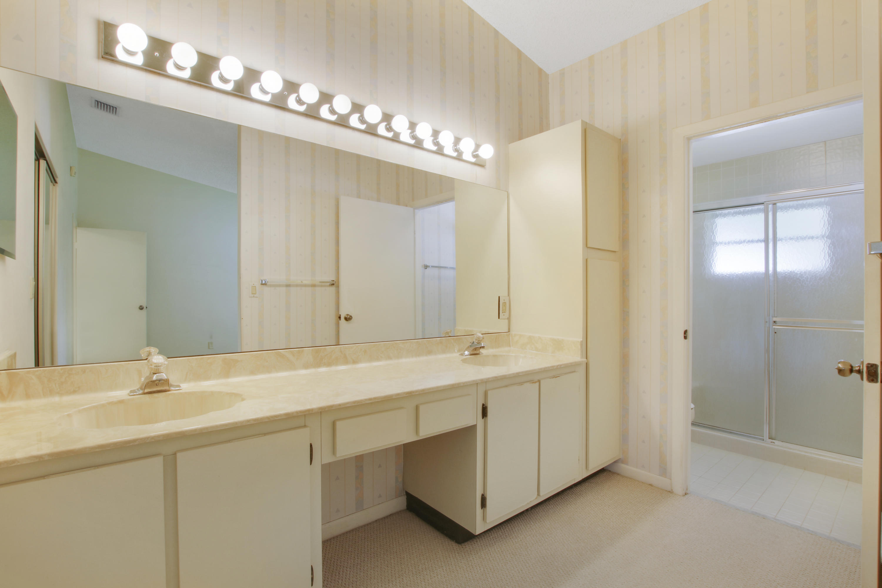 10001 Country Brook Road Boca Raton, FL 33428 - Photo 20 of 24 House1-67