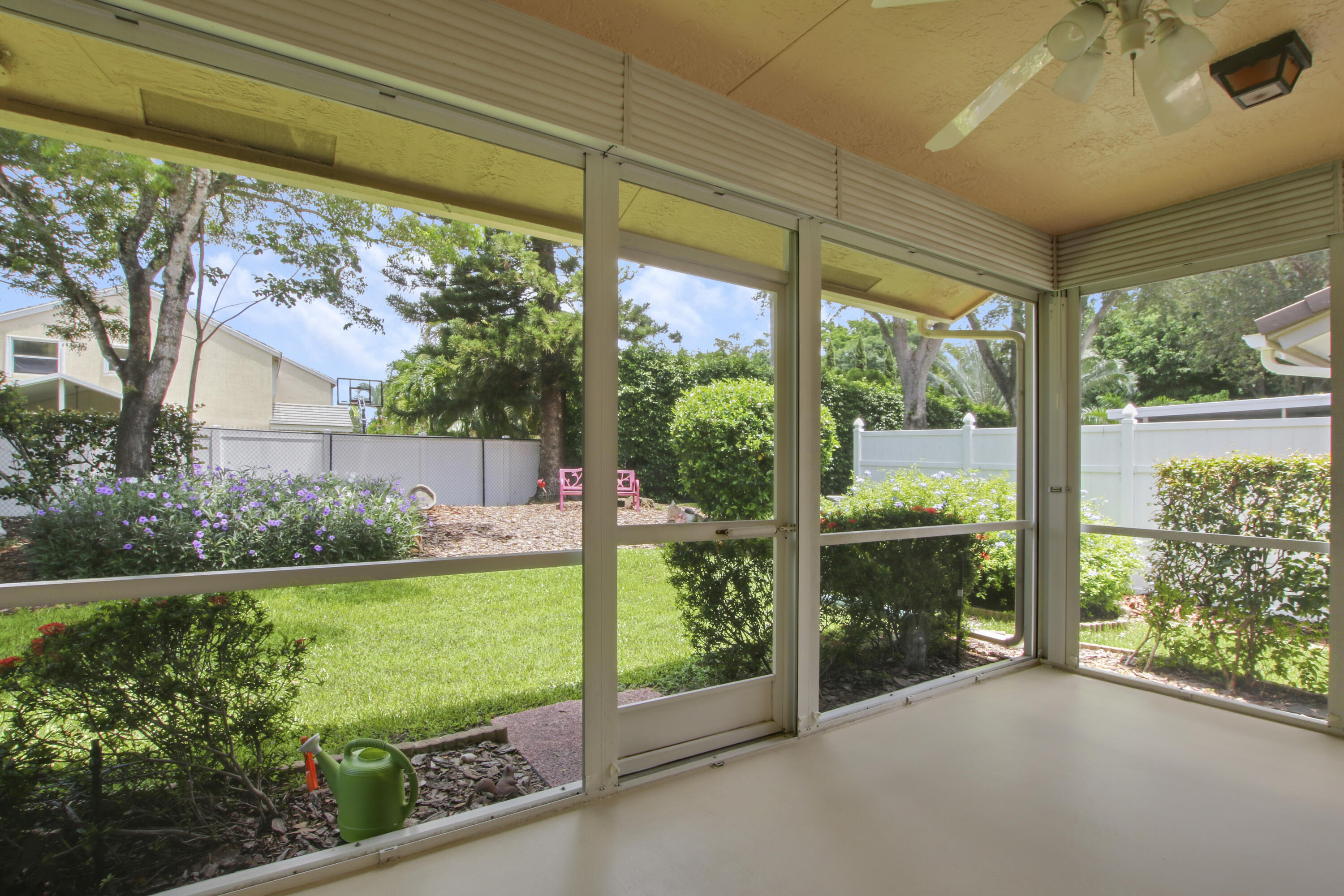 10001 Country Brook Road Boca Raton, FL 33428 - Photo 6 of 24 House1-81