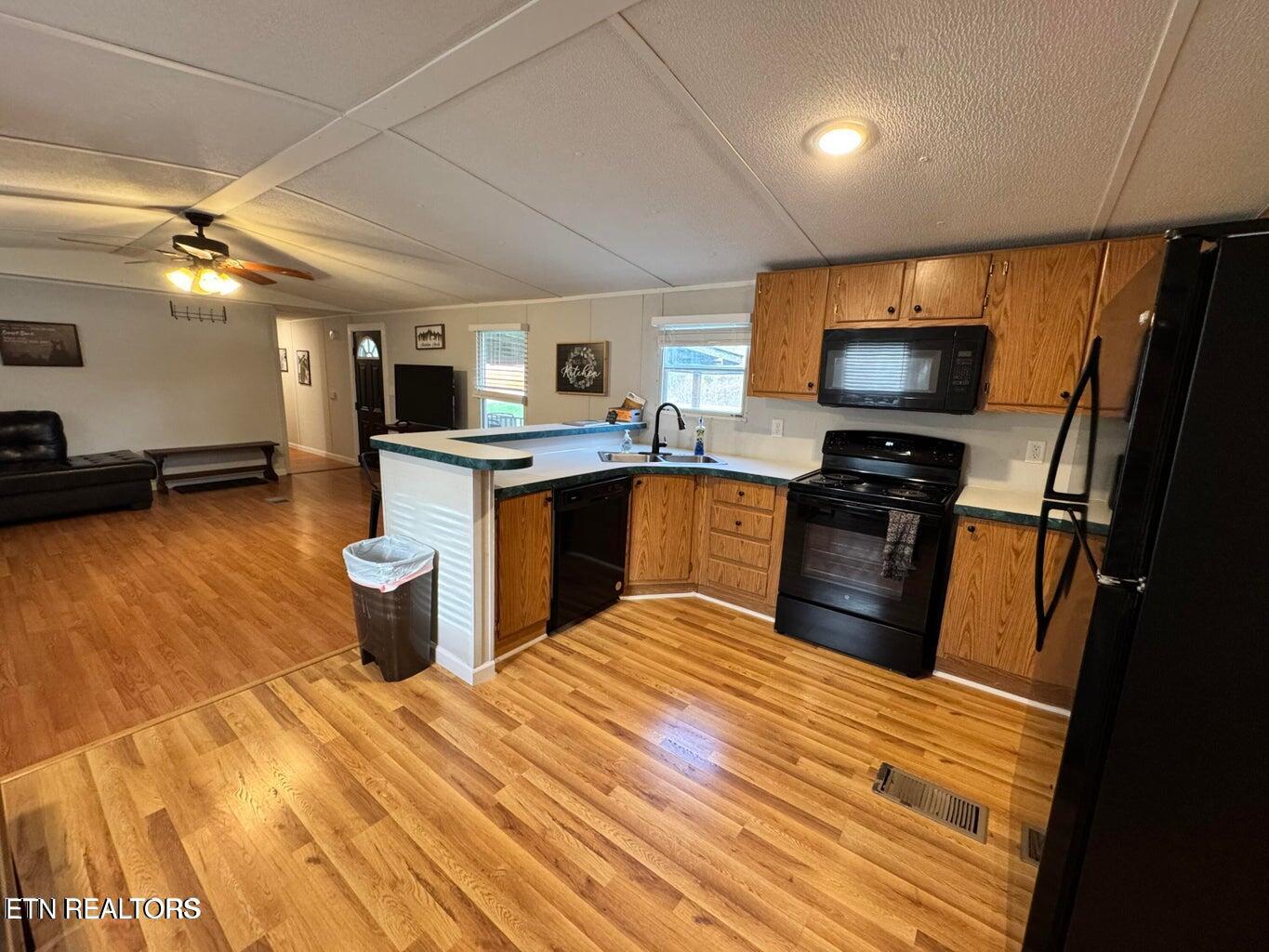1186 Shea Road Huntsville, TN 37756 - Photo 6 of 29 20260326024701101552000000-o