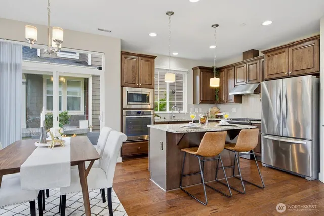 $1,436,000 | 11550 158th Avenue Northeast, Redmond, WA 98052