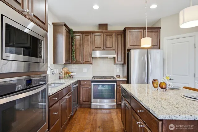 $1,436,000 | 11550 158th Avenue Northeast, Redmond, WA 98052