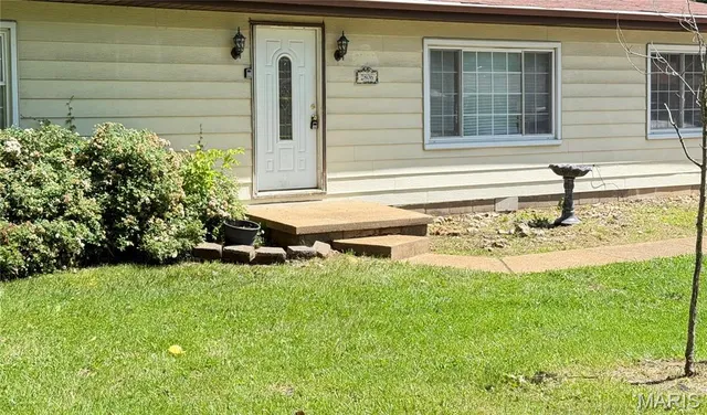 $194,900 | 2806 Hazel Drive, Arnold, MO 63010