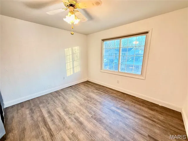 $194,900 | 2806 Hazel Drive, Arnold, MO 63010