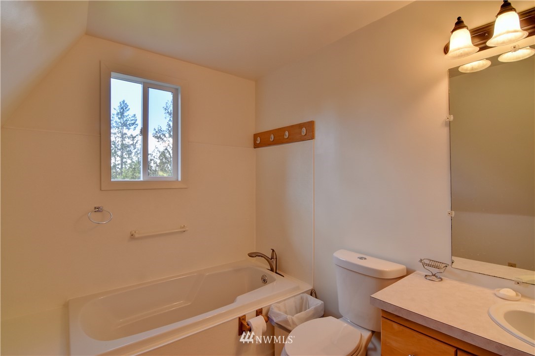 3396 Robertson Road Bellingham, WA 98226 - Photo 22 of 25 Gallery Image 22