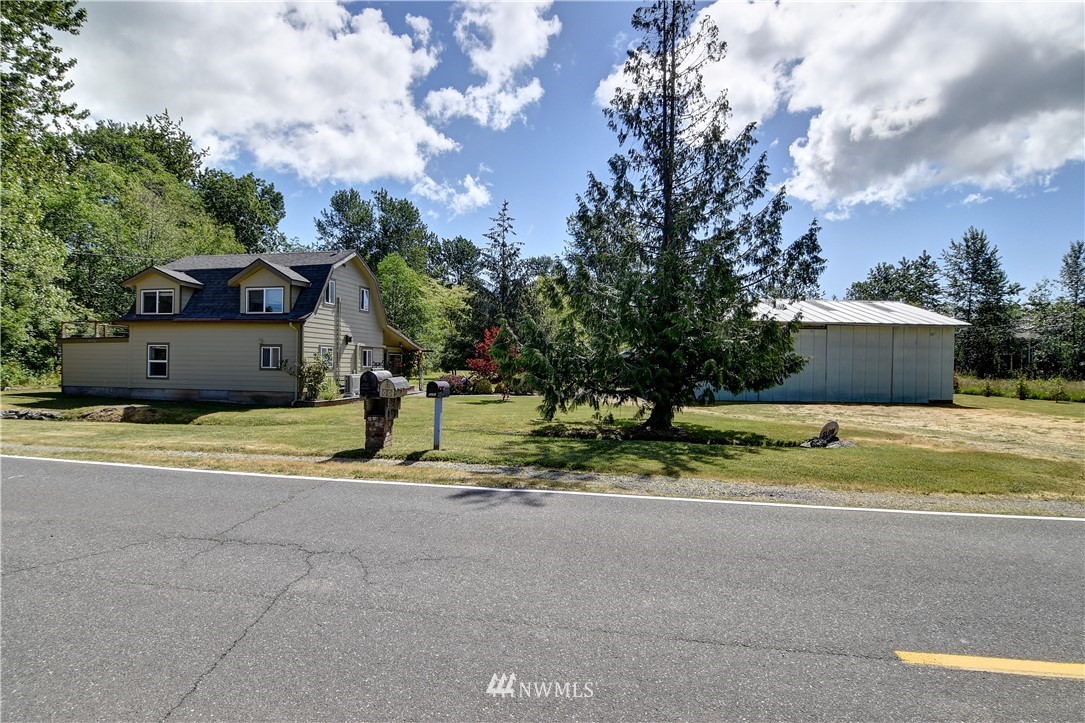 3396 Robertson Road Bellingham, WA 98226 - Photo 4 of 25 Gallery Image 4