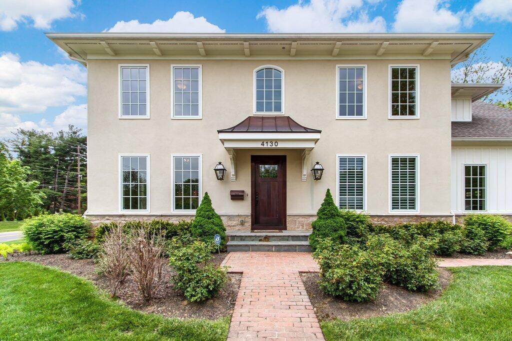 4130 Mountview Road Columbus, OH 43220 - Photo 2 of 15 4130 Mountview Road-7.jpg-SMALL