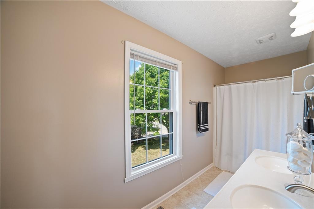 1177 Oak Leaf Road Franklin, IN 46131 - Photo 23 of 27 Gallery Image 23