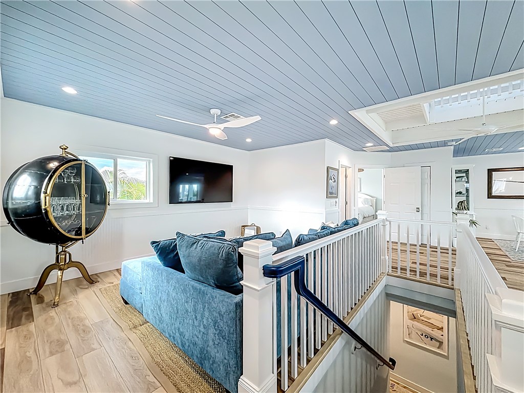 1810 East Sandpiper Road Vero Beach, FL 32963 - Photo 11 of 33