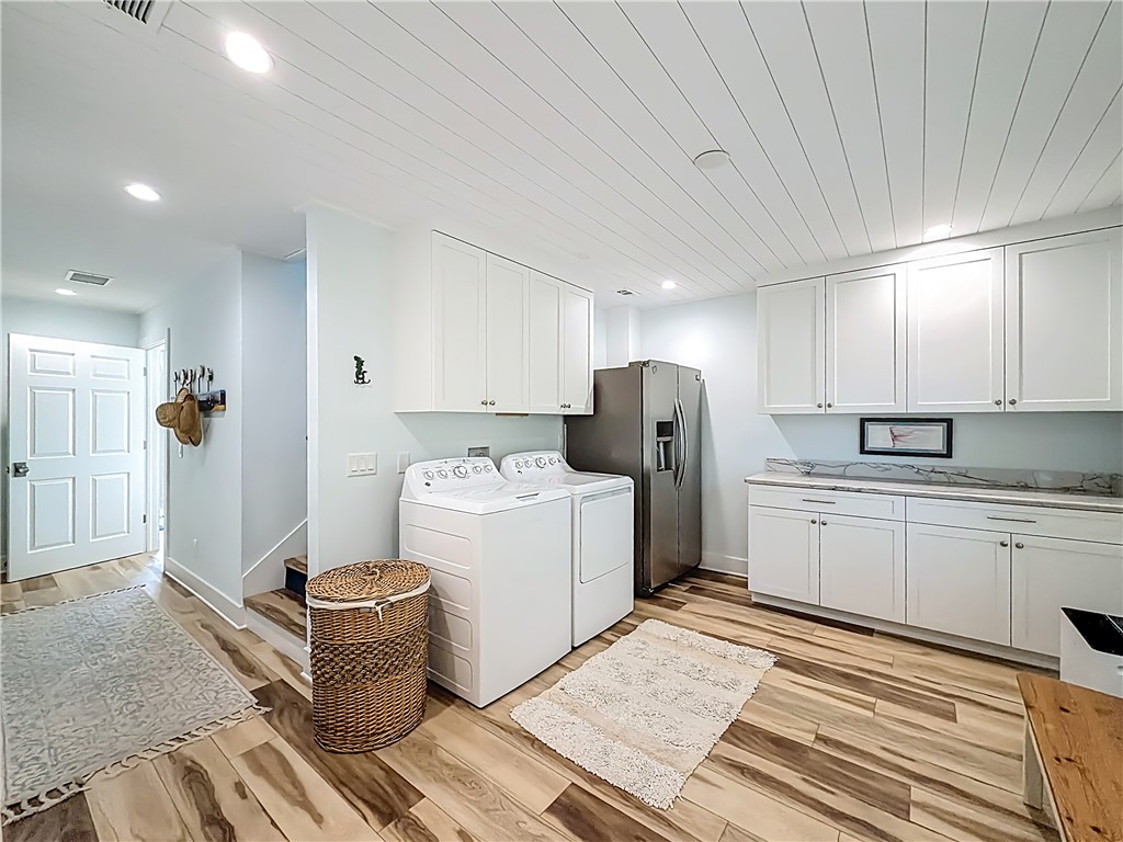 1810 East Sandpiper Road Vero Beach, FL 32963 - Photo 22 of 33