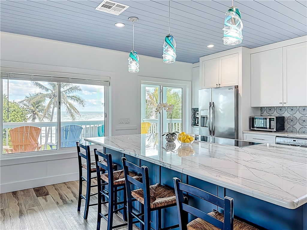 1810 East Sandpiper Road Vero Beach, FL 32963 - Photo 7 of 33