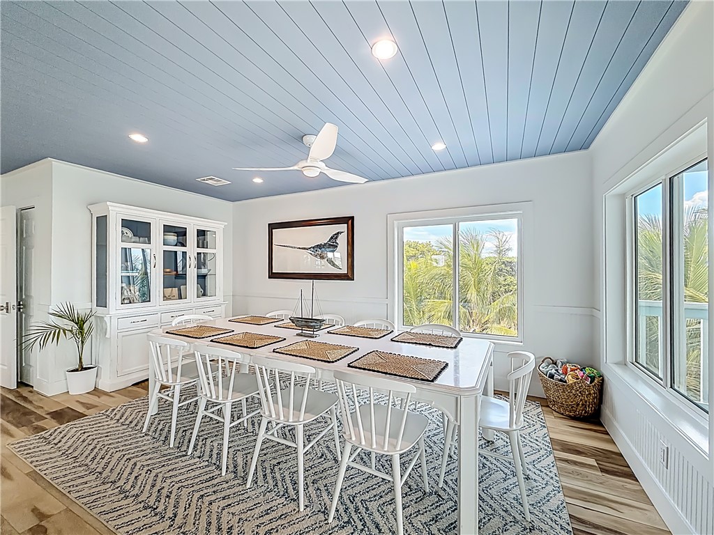 1810 East Sandpiper Road Vero Beach, FL 32963 - Photo 9 of 33