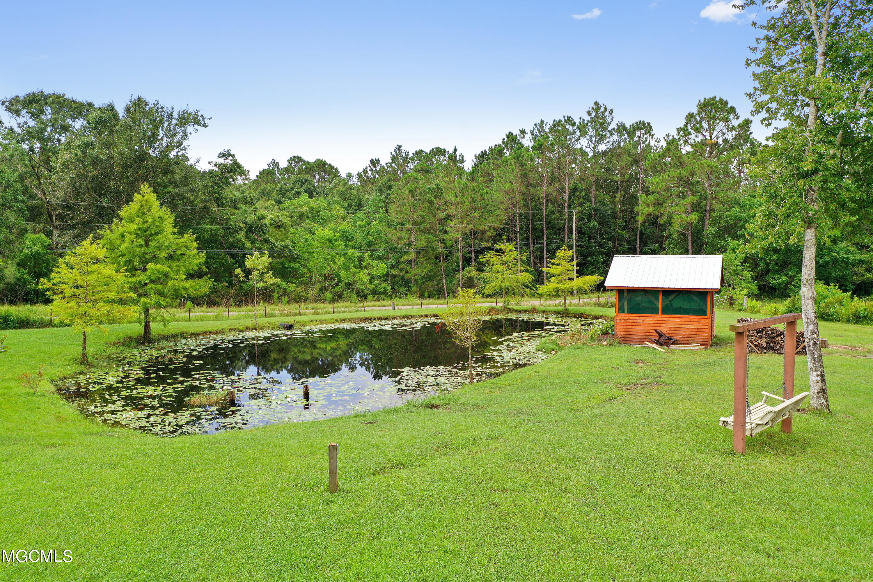 21409 Crown Road Gulfport, MS 39503 - Photo 36 of 43 035