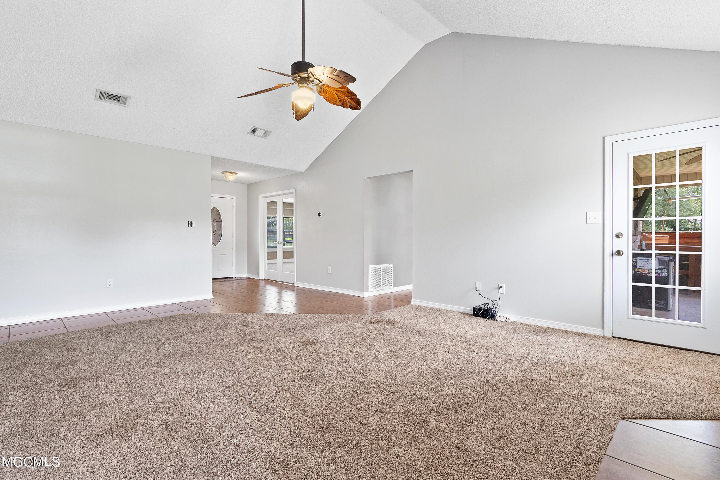 21409 Crown Road Gulfport, MS 39503 - Photo 7 of 43 006 (1)