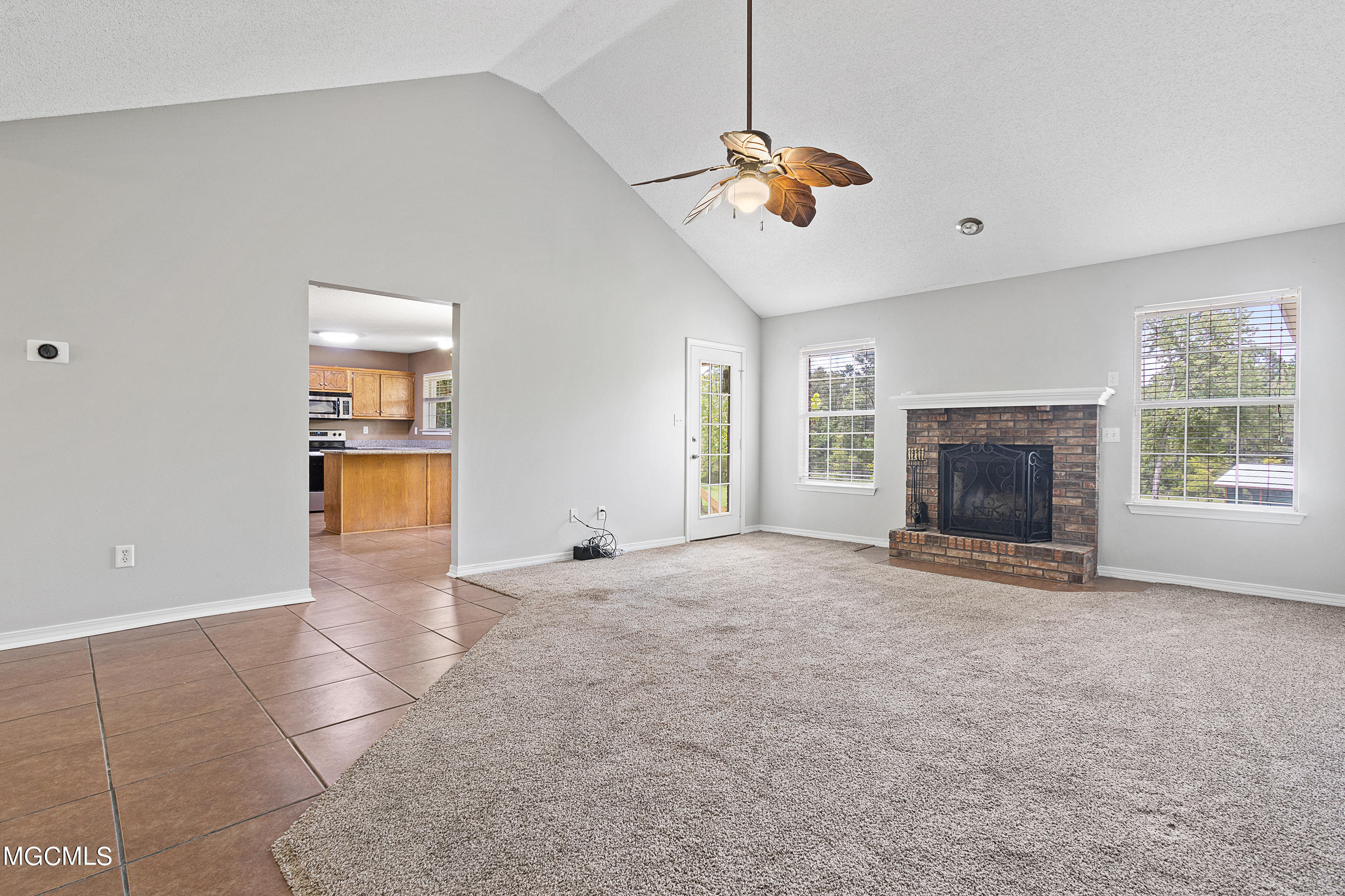 21409 Crown Road Gulfport, MS 39503 - Photo 8 of 43 007 (1)