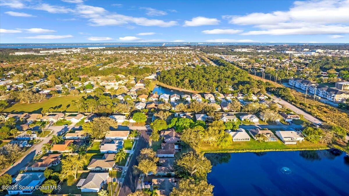 295 Oak Lake Road Melbourne, FL 32901 - Photo 37 of 40 a view of a city