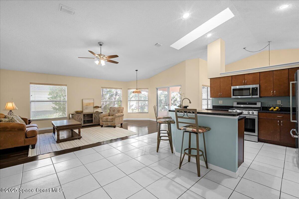 295 Oak Lake Road Melbourne, FL 32901 - Photo 7 of 40 23-OAK LAKE46