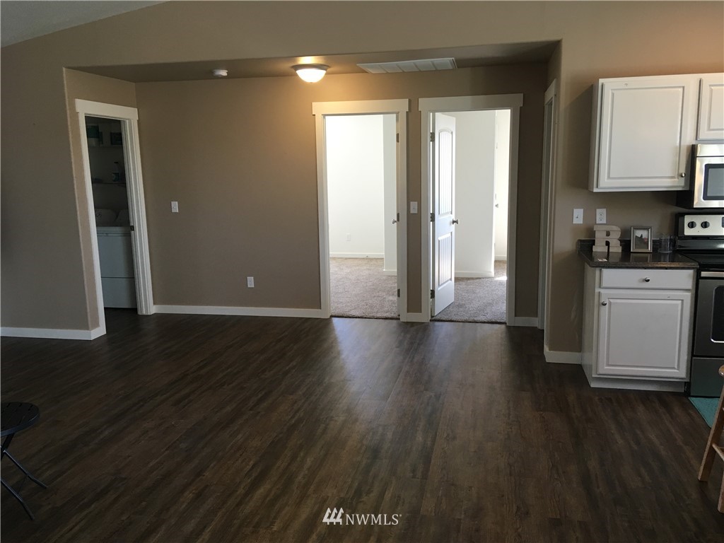 1174 Rd C Northeast Moses Lake, WA 98837 - Photo 14 of 24 Gallery Image 14