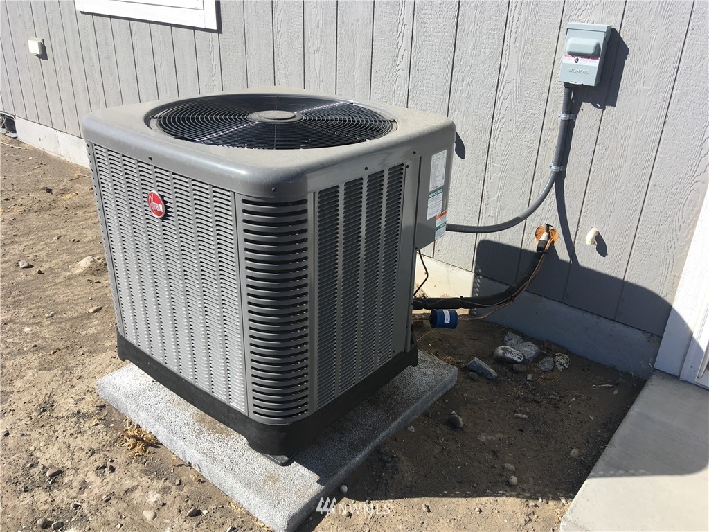 1174 Rd C Northeast Moses Lake, WA 98837 - Photo 21 of 24 Gallery Image 21