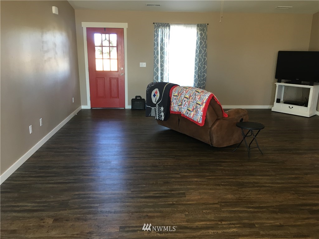 1174 Rd C Northeast Moses Lake, WA 98837 - Photo 8 of 24 Gallery Image 8
