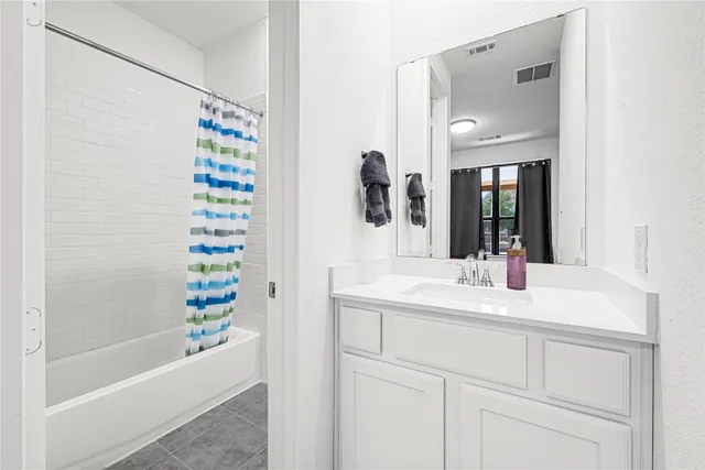 $3,000 | 12331 Palmetto Drive, Mont Belvieu, TX 77523