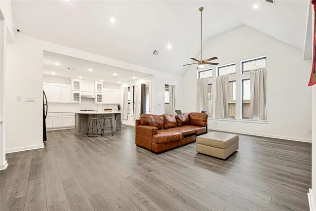 $3,000 | 12331 Palmetto Drive, Mont Belvieu, TX 77523