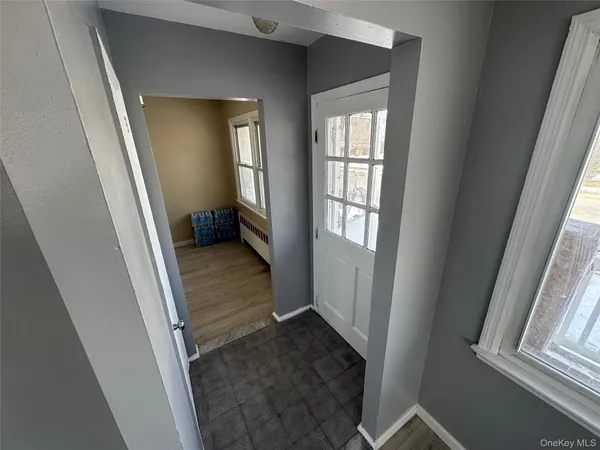a view of entryway and window