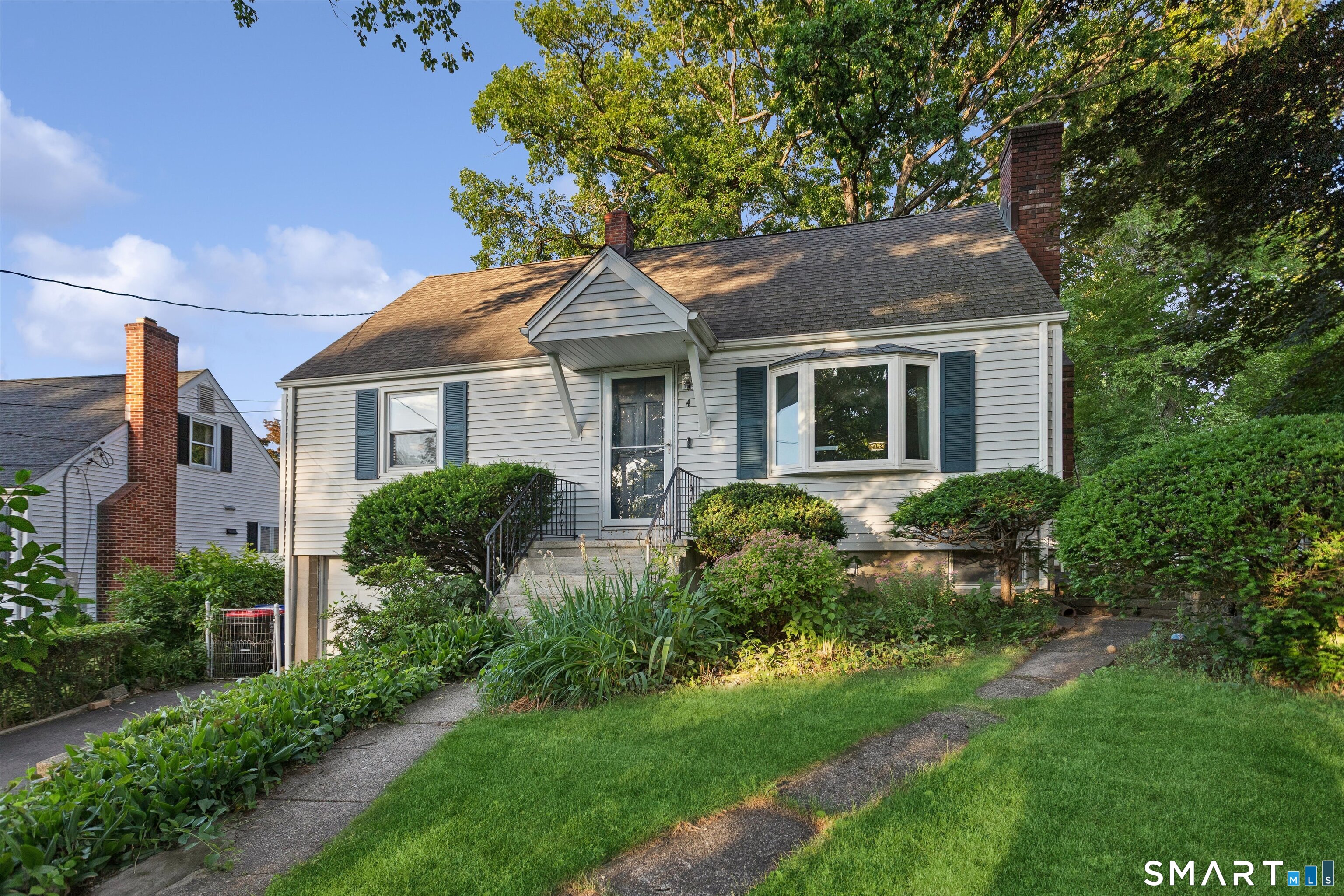 4 Eagle Road Norwalk, CT 06850 - Photo 2 of 39