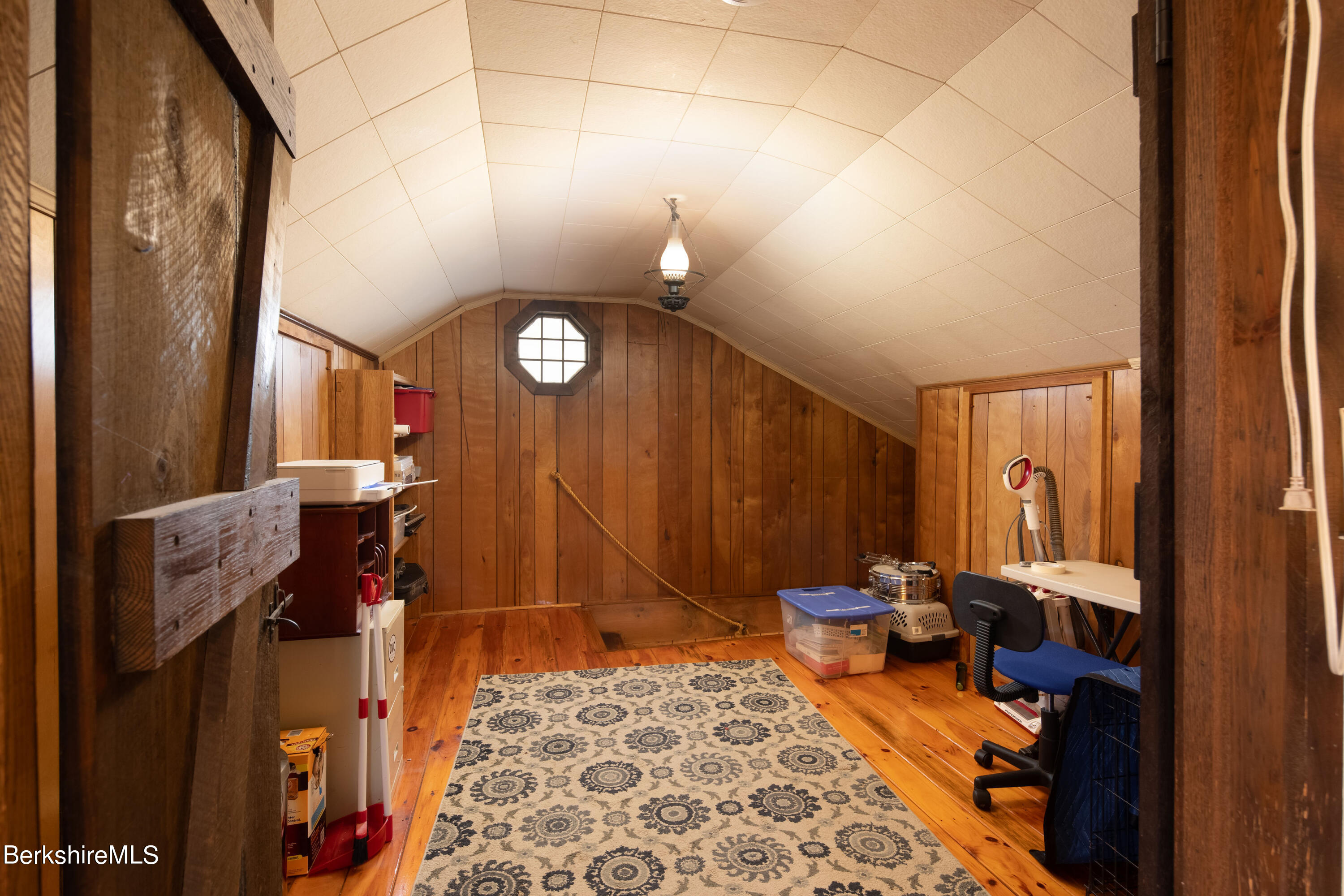 642 Polikoff Road Sheffield, MA 01222 - Photo 19 of 21 642Polikoff-19