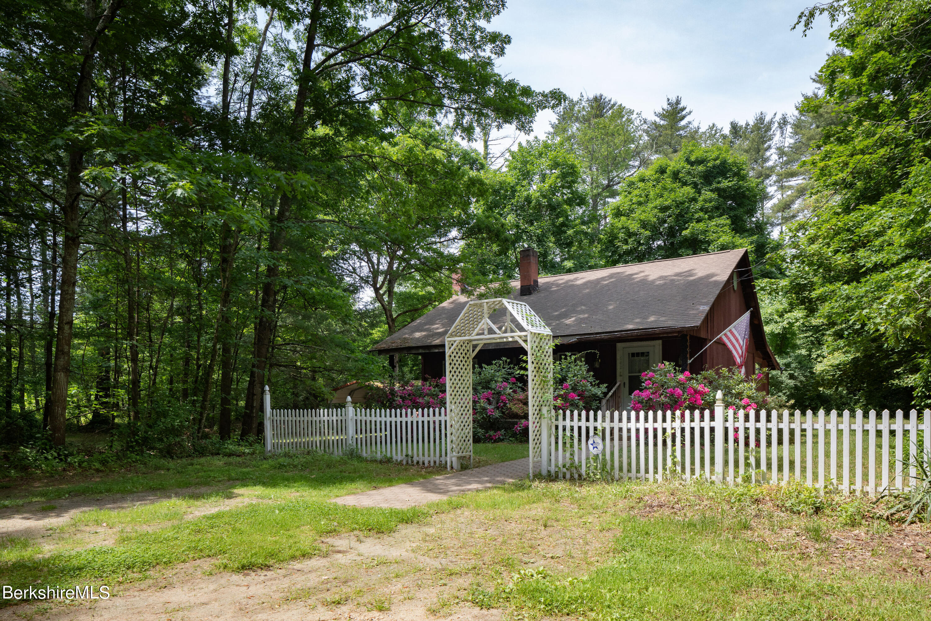 642 Polikoff Road Sheffield, MA 01222 - Photo 2 of 21 PolikoffIII-1