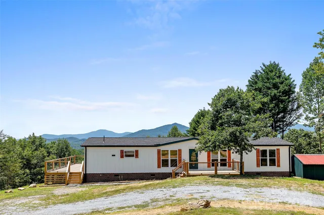 $369,900 | 290 Boland Drive, Lake Lure, NC 28746