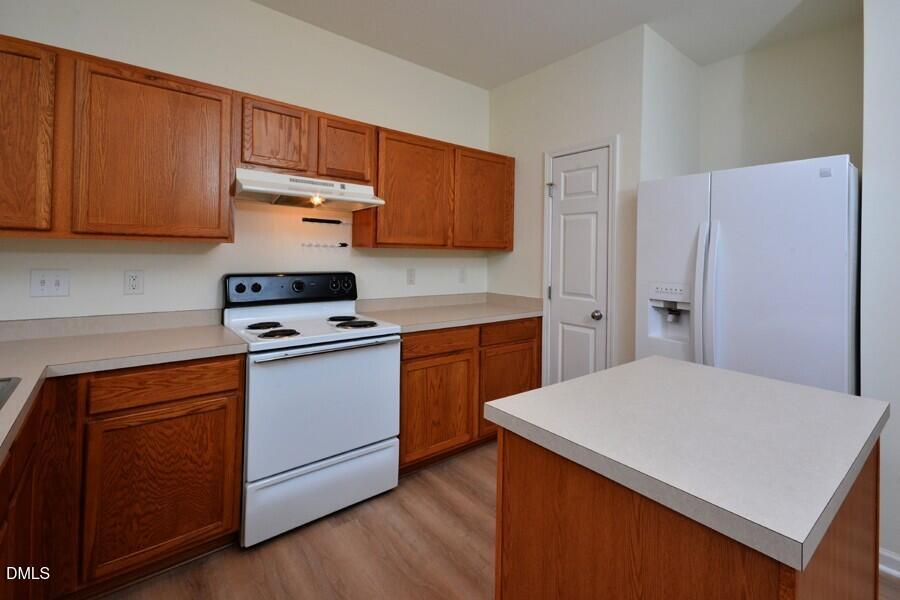 1326 Holly Grove Way Durham, NC 27713 - Photo 6 of 30 DSC_9076