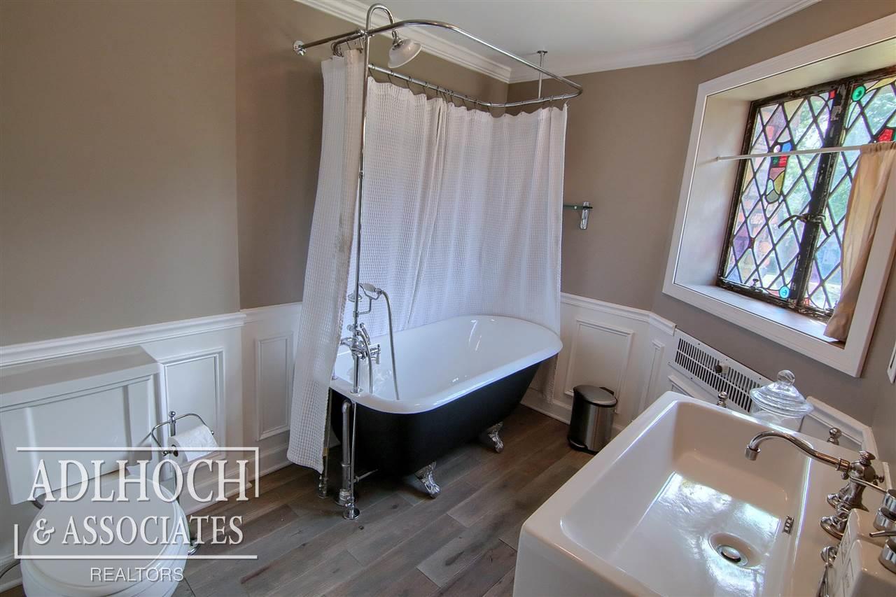 806 Pemberton Road Grosse Pointe, MI 48230 - Photo 13 of 27